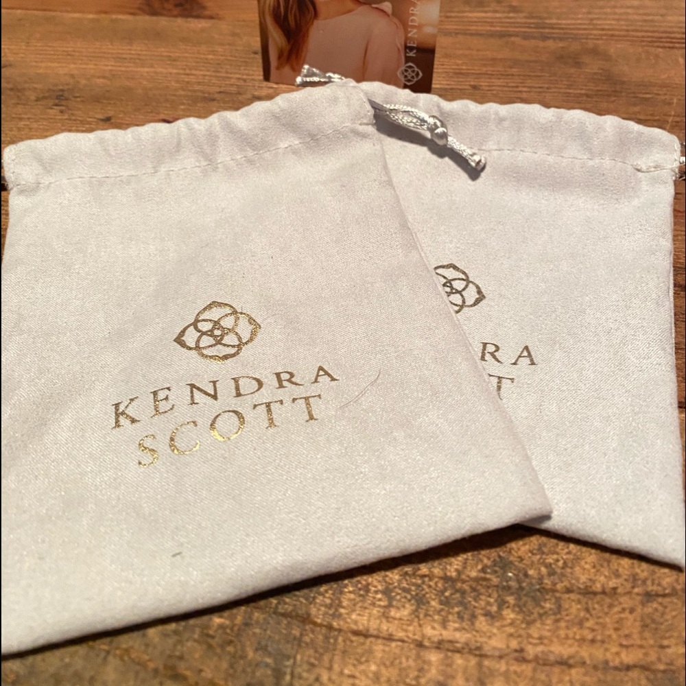 KENDRA SCOTT JEWELRY BAGS BUNDLE (2)